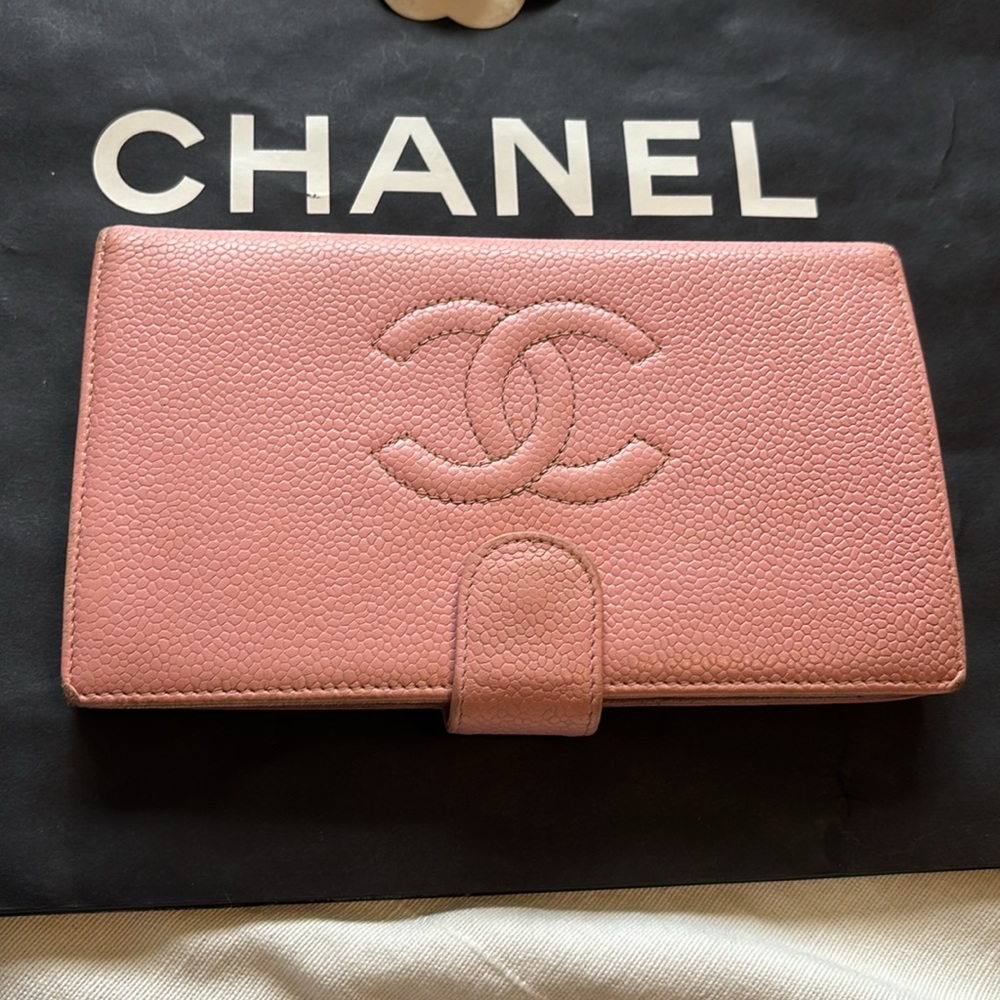 Chanel Wallet - Picture 2 of 15